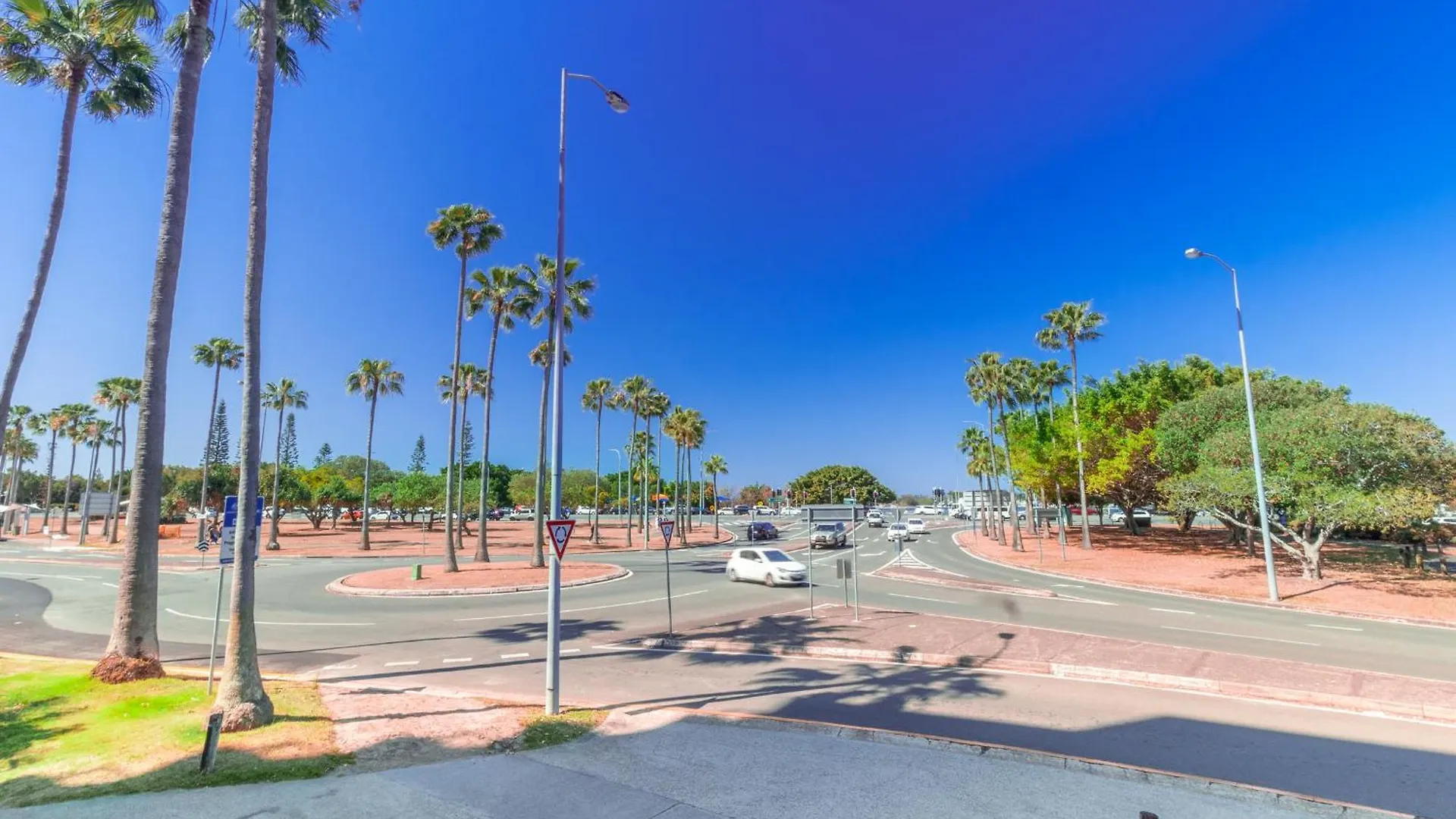 Freshly Renovated Modern Waterfront 1 Bedroom Unit Gold Coast Apartamento