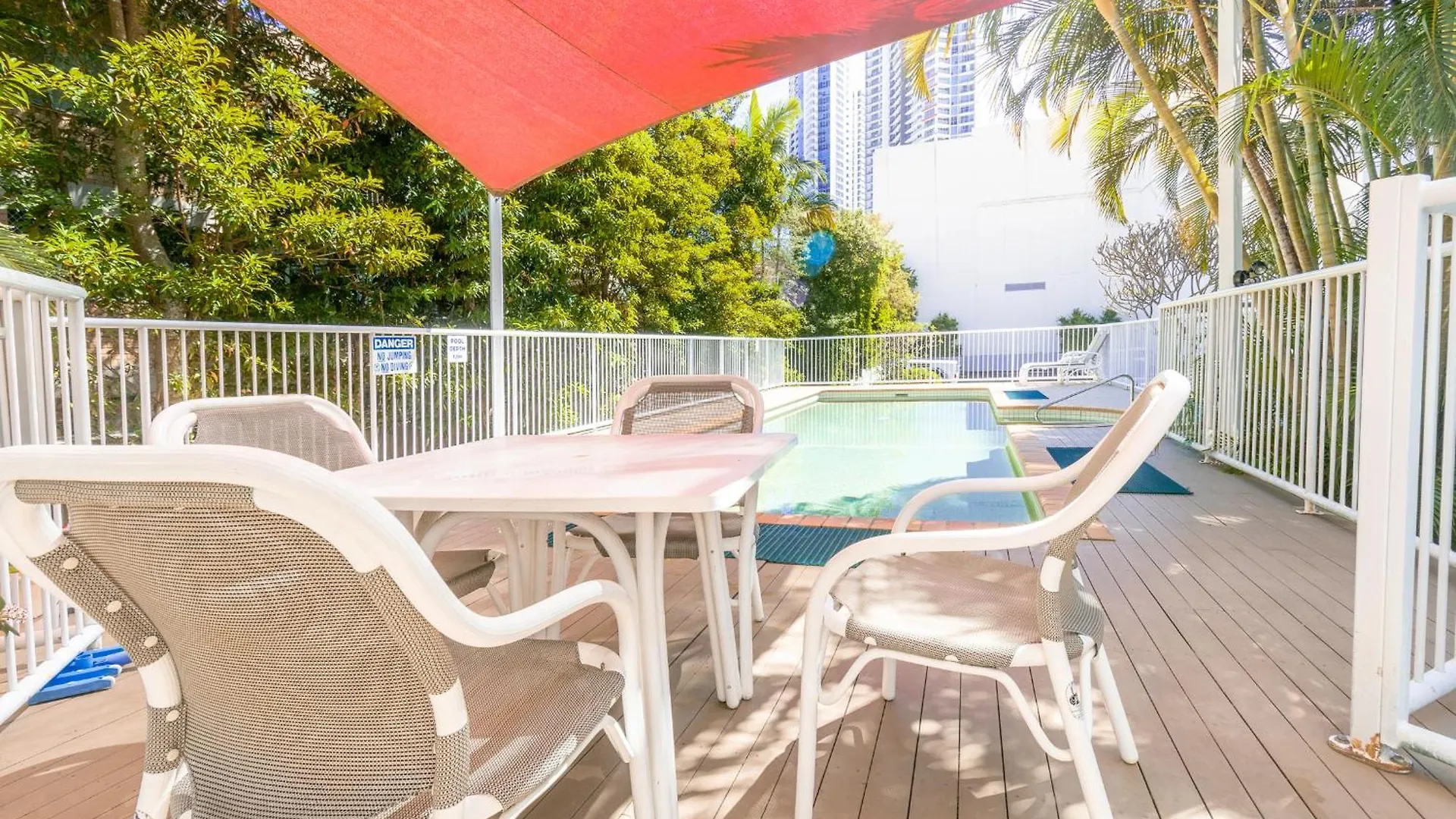 Freshly Renovated Modern Waterfront 1 Bedroom Unit Gold Coast 0*,  Australia