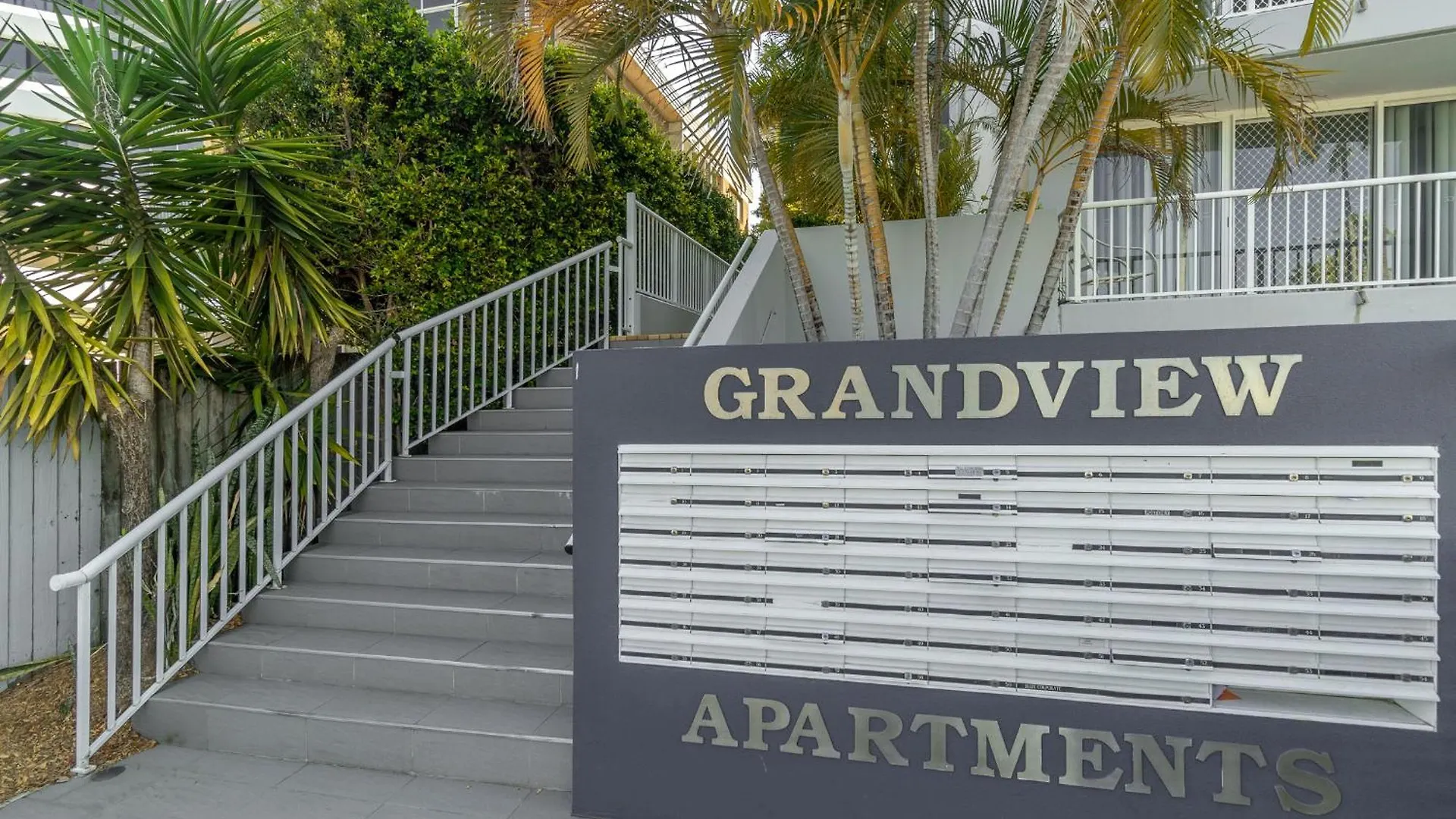 Apartment Freshly Renovated Modern Waterfront 1 Bedroom Unit Gold Coast Australia