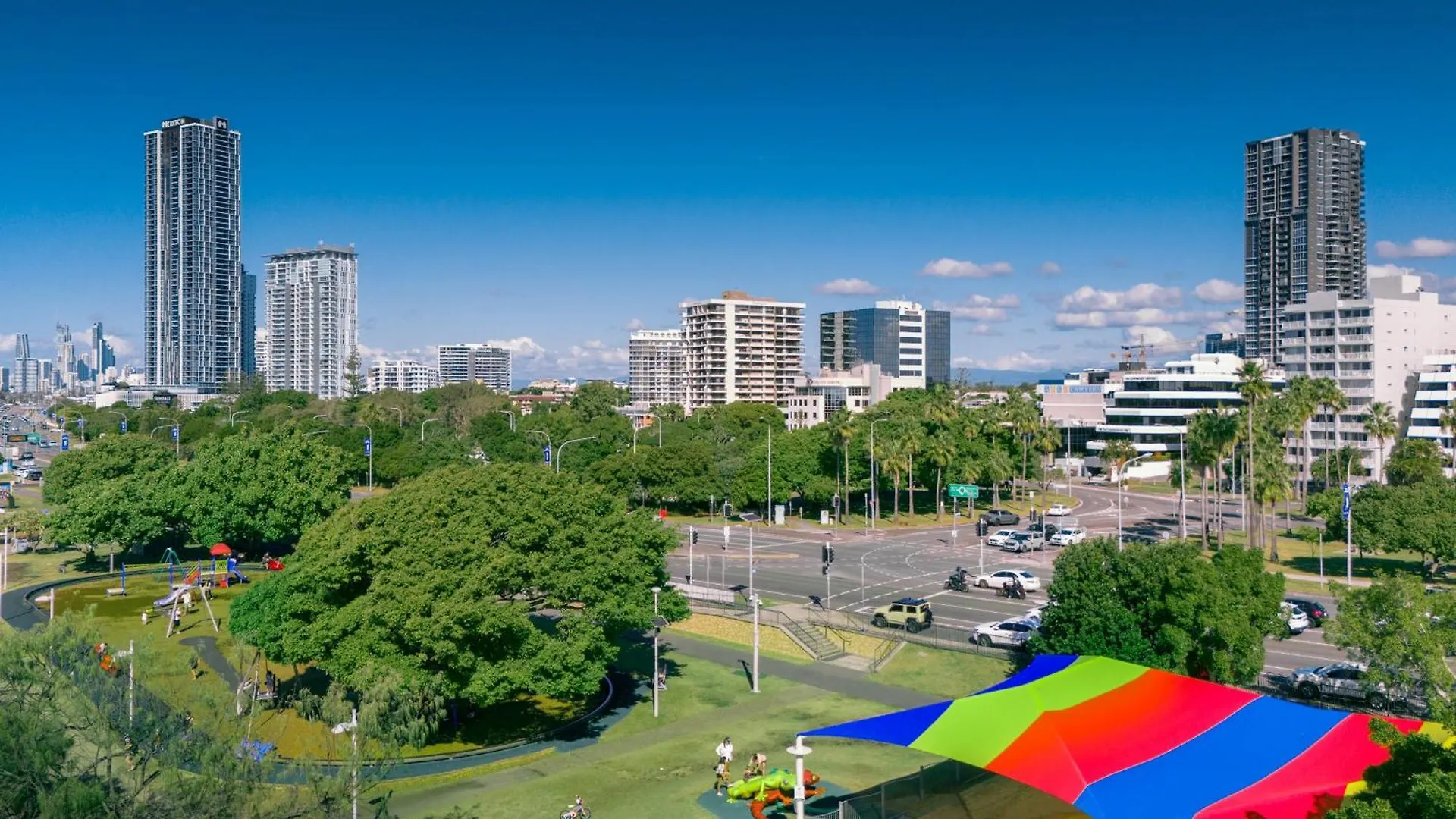 Freshly Renovated Modern Waterfront 1 Bedroom Unit Gold Coast Australia